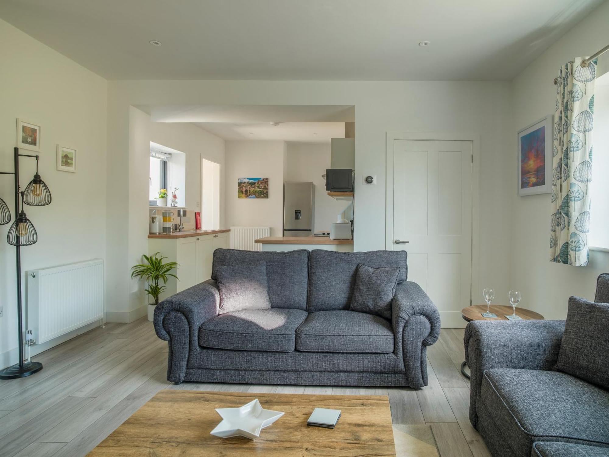 Stunning Modern Apartment In The Cotswolds Chalford Ngoại thất bức ảnh