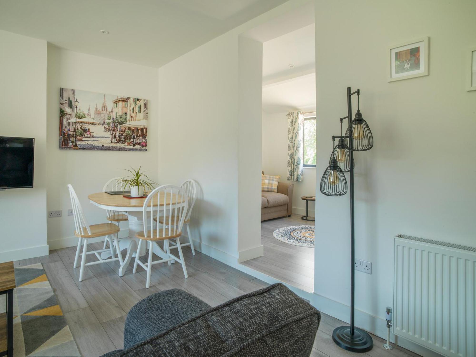Stunning Modern Apartment In The Cotswolds Chalford Ngoại thất bức ảnh